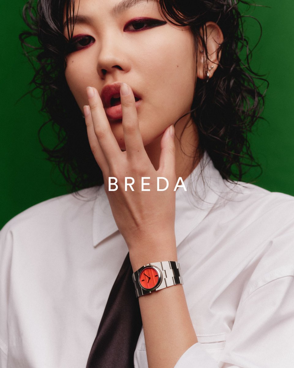 NYC, keep your eyes peeled for posters around the city. Our newest Sync collection debuts for your eyes first.

breda.com/pages/sync-sig…