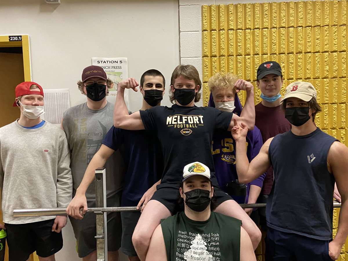 It’s that time of year.  Super Bowl liftoff time🏋️‍♂️! Let’s see who has been putting in work so far this off season 💪🏼.  The liftoff will be at 100 Super Bowl Sunday at MUCC.   Let’s see if any comet record will fall this weekend! #DoWork #MelfortFootball #CometPride #IWill #OffSzn