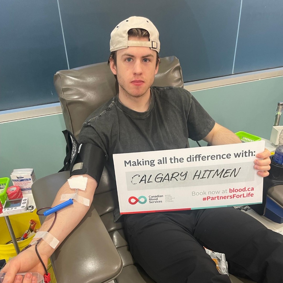 Thank you to the @WHLHitmen for their support of patients. Join @CanadasLifeline at the @HockeyGivesBlood Calgary Hitmen game night, Friday February 9. New and returning donors are needed in the weeks and months ahead. Book now at ow.ly/AFej50Qyo0r or on the GiveBlood app.