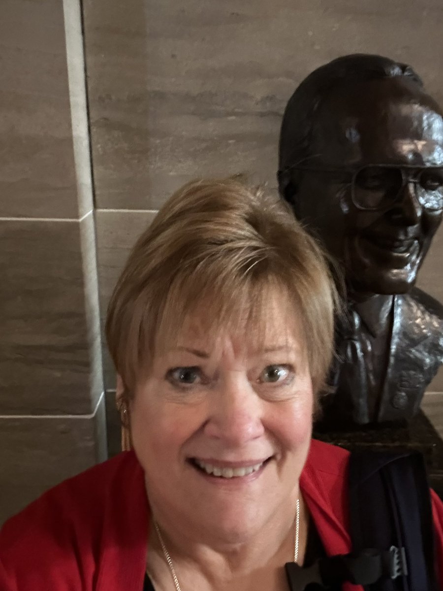 Tammy Henderson tweet media