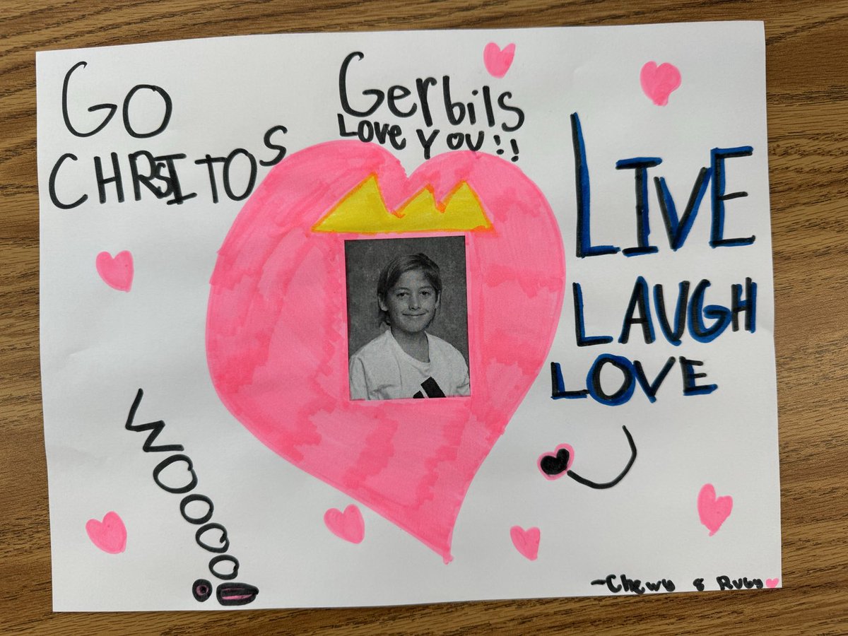 Our School 4 champion is ready to face ⁦<a href="/KMaherNews12/">Kevin Maher</a>⁩ today! ⁦<a href="/OSchool4/">School 4</a>⁩ (and room 212’s gerbils) are ready to cheer! 🏈