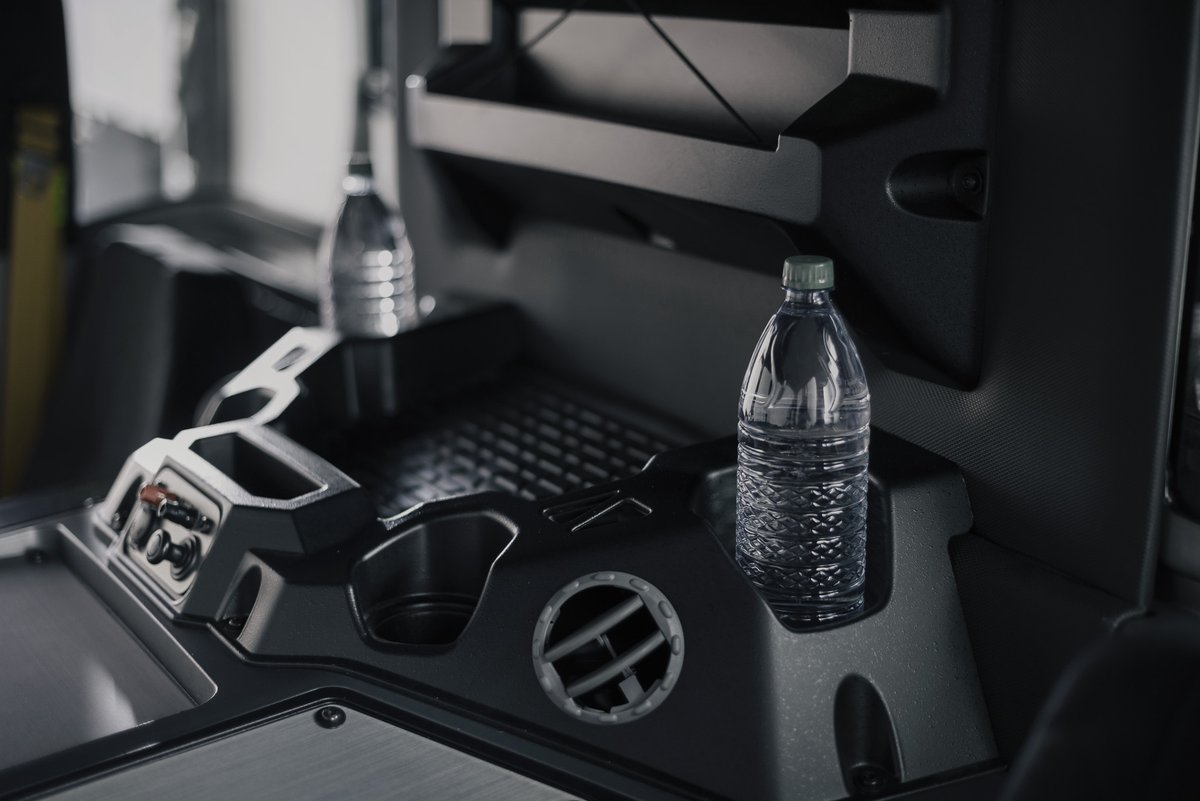 MackTrucks's tweet photo. Putting the driverโs needs first ๐๐
The #MackLR's upgraded features are designed for maximum comfort and productivity. https://t.co/tlAT8SfXHg