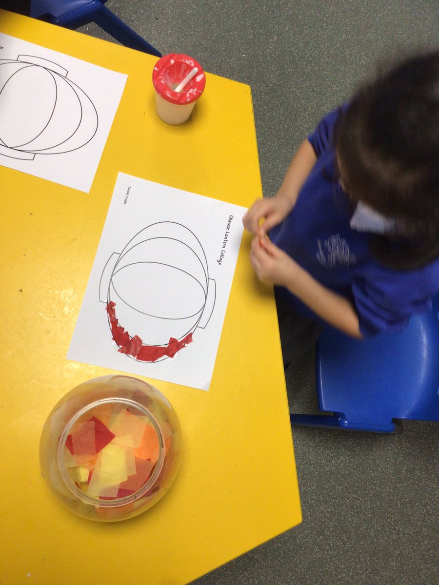 RecepWoodley's tweet photo. This week we have been interested in learning all about Lunar New Year! 
We have been looking at different artefacts and have even created some lanterns. 

ASK ME what happens in the lunar new year story. https://t.co/MLZNbCfg2S