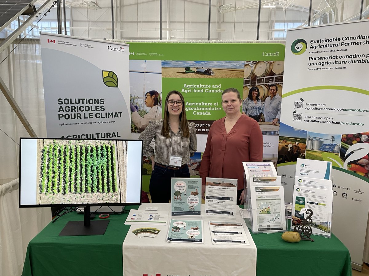 Our science team “potato-tally” had a blast at the <a href="/POTATOESNB/">Potatoes NB Canada</a> tradeshow in Woodstock, #NB last week. 🥔 Dr. Sheng Li and Dr. Cameron Wagg showcased their #CdnAg research on irrigation, soil health, and cover crops.
