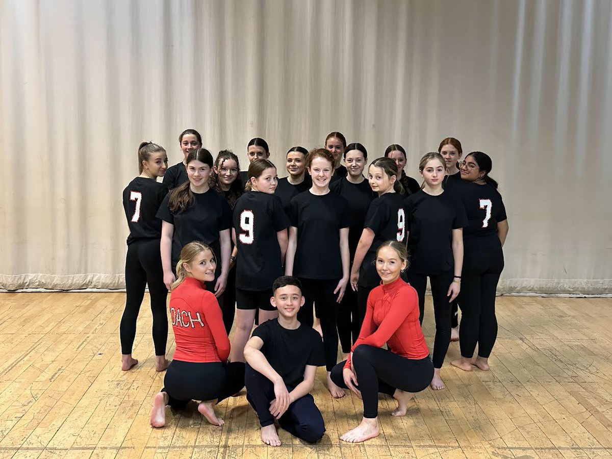 HHS Dance tweet media