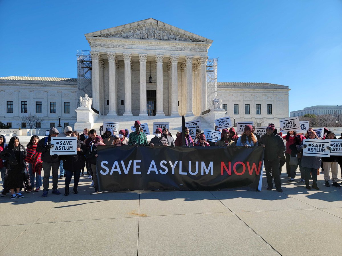 humanrights1st's tweet photo. Happening NOW! Advocates are gathered in DC to urge Senators to vote NO on the proposed funding bill that would gut our asylum system in exchange for temporary foreign aid. 

Not able to make it in person? Call your Senators today: https://t.co/DHVQN9YegG 

#SaveAsylum https://t.co/Q7Xrpnnb28