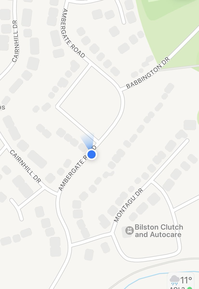 BilstonWMP's tweet photo. #POLICESURGERY | We are here on AMBERGATE ROAD, BILSTON in the Mobile Police Station. Please call in if you can with any queries and concerns. Go on brave the rain! ๐ง๏ธ 21250 #neighbourhoodpolicing @WolvesPolice @WMPolice https://t.co/tDTTwGnyh8