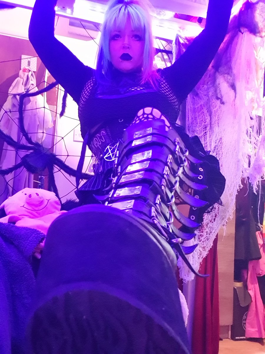 MissRubyGloomy's tweet photo. Good evening piggies, I bet you'd love to have your pathetic little dick stomped all over in these. Approach and beg me to bust your balls, I know you can't resist 

Femdom bootworship footworship bootlicking sellingfeet findom femdomme cuck cashmeet cashmeetuk https://t.co/HAHgqT5O8t