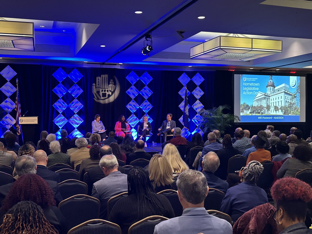 The <a href="/MuniAssnSC/">Municipal Assn of SC</a> #RockStar legislative team giving the 2024 SC session update!  @ScottMuniSC <a href="/EricaMuniSC/">Erica D. Wright</a> @JoannieMuniSC and no X account Casey Fields!  #GoTeam #HLAD2024 #strongSCcities