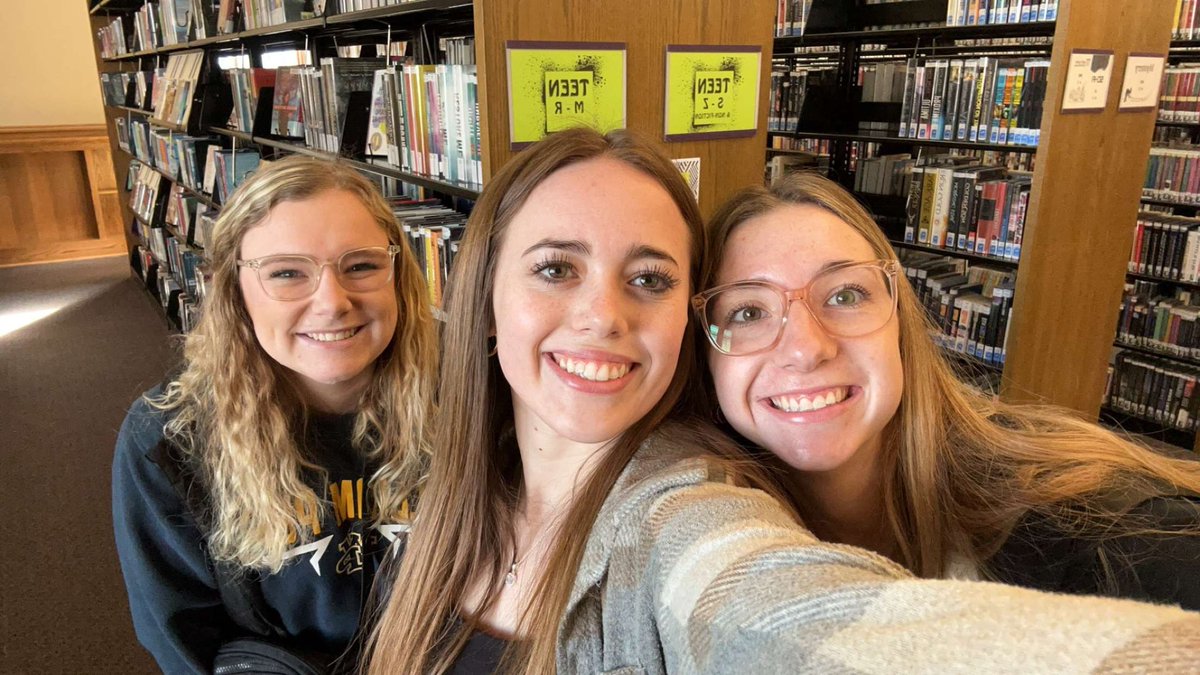 carliescholtus's tweet photo. My favorite places around the library!
The children’s book area, the teen book area, and the computer lab! https://t.co/EExM1TCn60