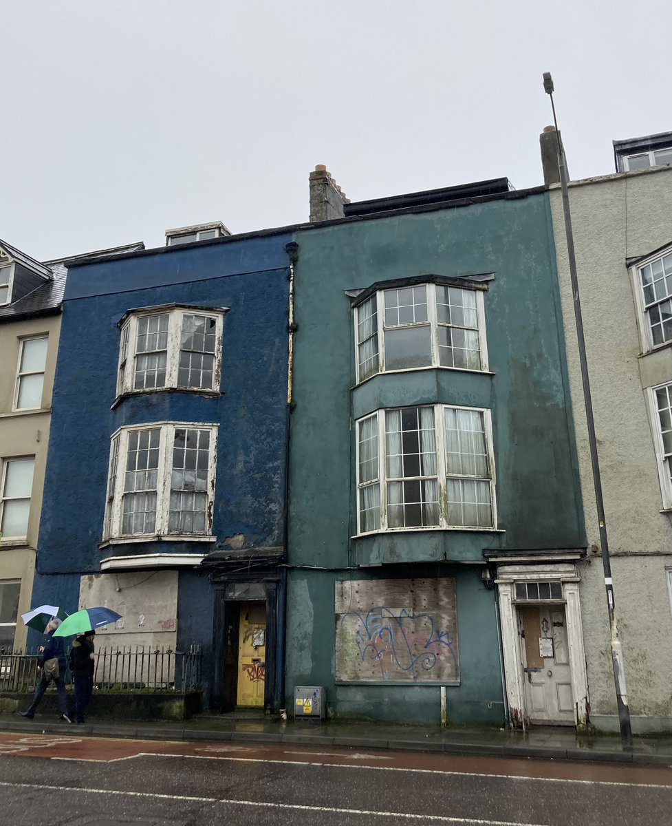 📍Too many properties in Cork are vacant and derelict. 

These houses could and should be homes. 🏡 

The Government’s claim that it is tackling the housing crisis can’t be taken seriously until dereliction and vacancy is addressed. #VacantIreland #DerelictIreland