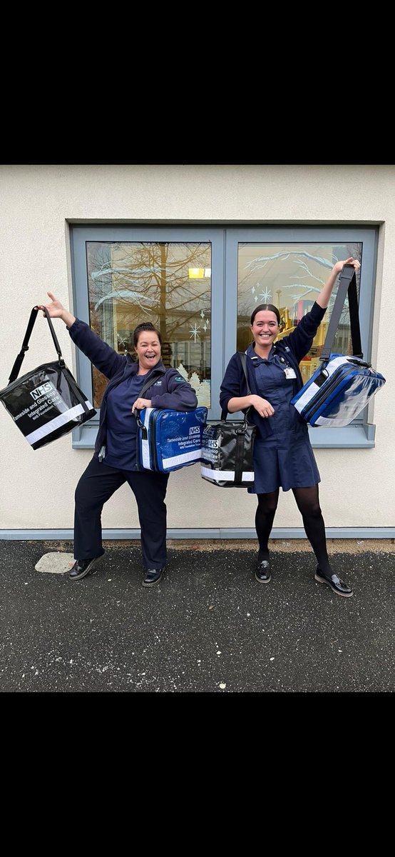 The @CommunityKitBag's have arrived! 🥳🥳🥳 @tameside_ccns can't wait to get these stocked up and in use! #dragonden #improvingpatientcare #agileworking #savingtime #savingmoney #smallstepsforward @KT_TICFT @tandgicft
