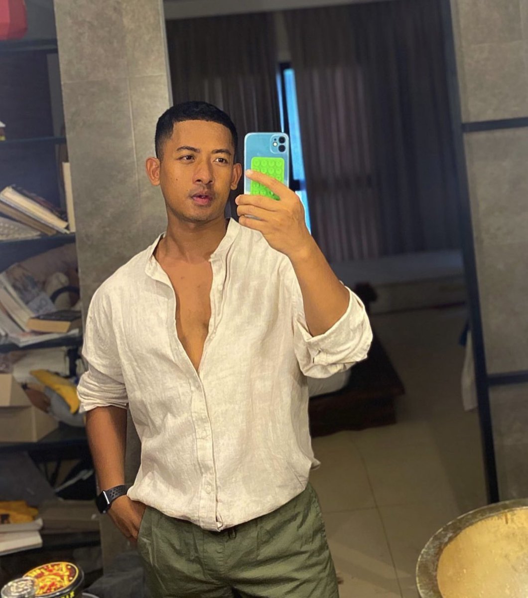 angginneww's tweet photo. Menerima pijat vitalitas area malang 
Pijat vitalitas / pijat Capek /Ml/ #VCS
(Khusus pria) privasi aman ✅️󒀊

https://t.co/ARH93ZF4IP

#pijatmalang #GayMalang #bomalang #pijatvitalitas #pijatpriamalang https://t.co/LdmshhvX7s