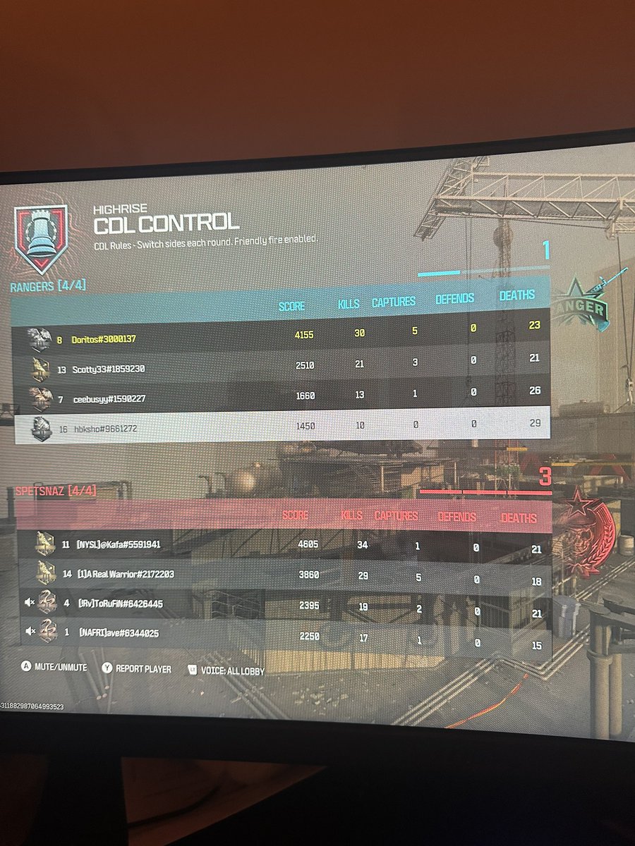 TheNathDog's tweet photo. I’m sorry how is it possible to play with teammates like this, going to back to Fortnite 🤣🤣 https://t.co/T8HDKyjGP6