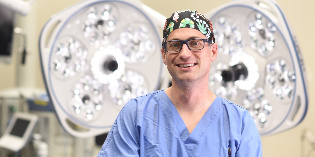 Pediatric anesthesiologist Sean Antosh ’07 is on 'the Dream team'. A team of six anesthesiologists and four nurse anesthetists from Dayton Children's Hospital worked on separating conjoined twins Pedro and Augusto. Read the full story: bit.ly/3ubu83w