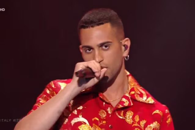 yellowmarsmello's tweet photo. ma che ha passato mahmood #Sanremo24 https://t.co/xKdH5N9Vez