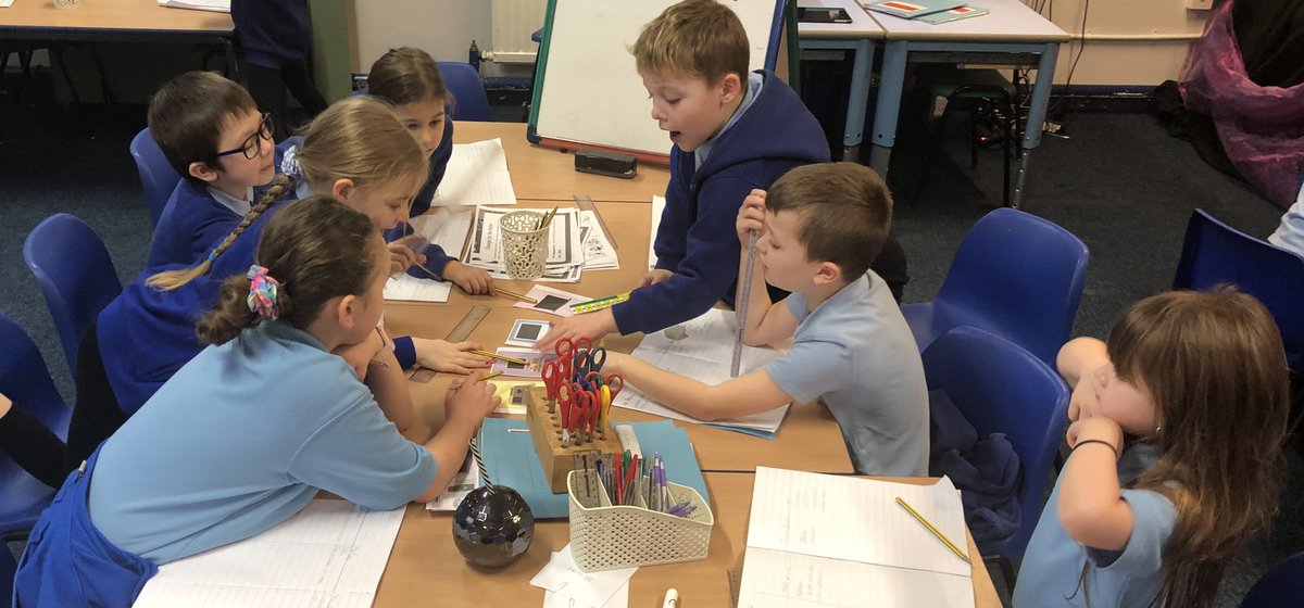 crcprimary's tweet photo. #crcp2 have enjoyed learning about #SaferInternetDay2024 today &amp; put their discussion skills to good use! #crcpscienceandtechnology https://t.co/fz0fgwSSfb