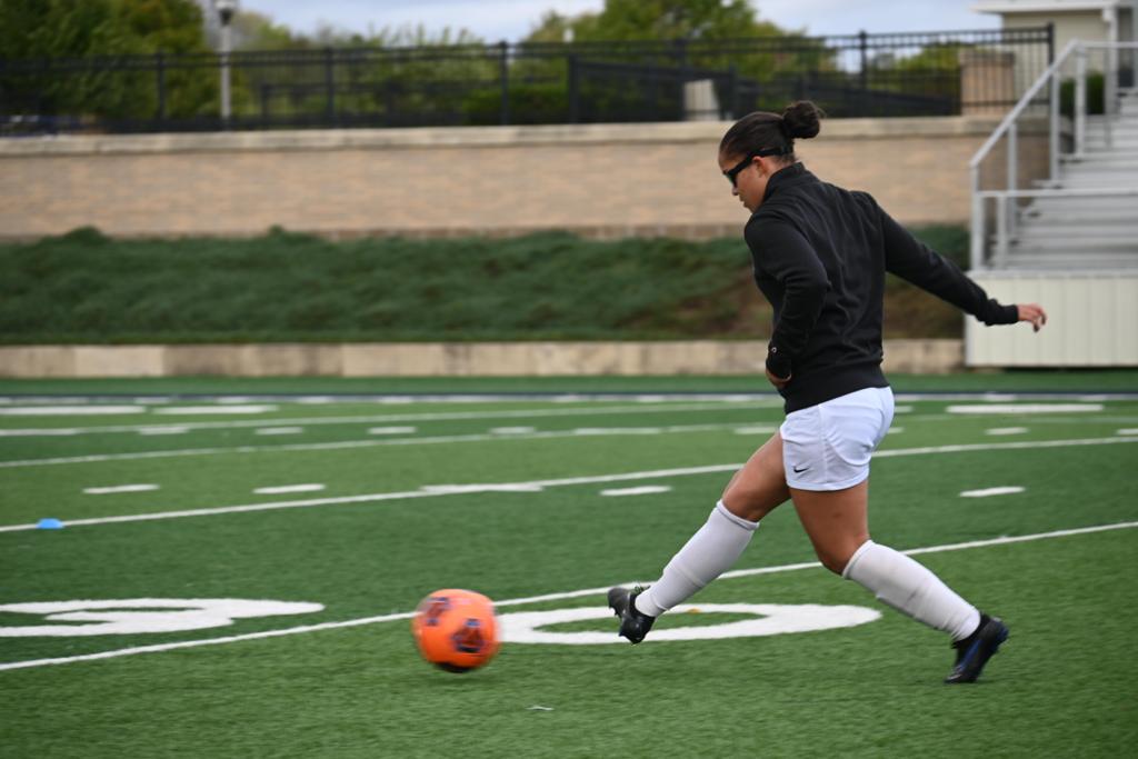 mcdm44's tweet photo. This week the National Girls and Women in Sports Day is celebrated and my recognition is great for all those women who practice and excel in sports, especially for my daughter @marimenesesdiaz who has worked hard to achieve very good results in soccer. https://t.co/q9rRt8vOlT