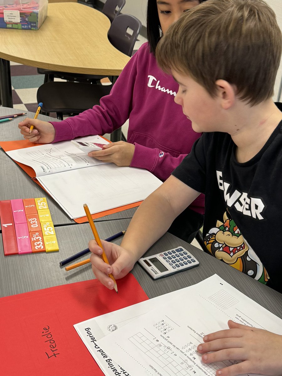 BoulosHala's tweet photo. In Math, 5/6 Ss are learning about proper fractions, improper fractions and mixed numbers @StIsabelOCSB #ocsbBeCreative https://t.co/wmH0ocZ8hX