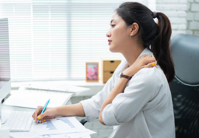 Are you wondering how posture affects your shoulder pain? Check out this month's newsletter to discover how posture impacts your shoulder and how our therapist can work to resolve your pain. 

1l.ink/W7J2NS4