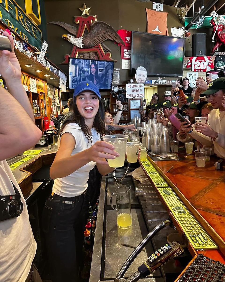 kendall jenner looks so happy every time she is in her drink818 bartender skin