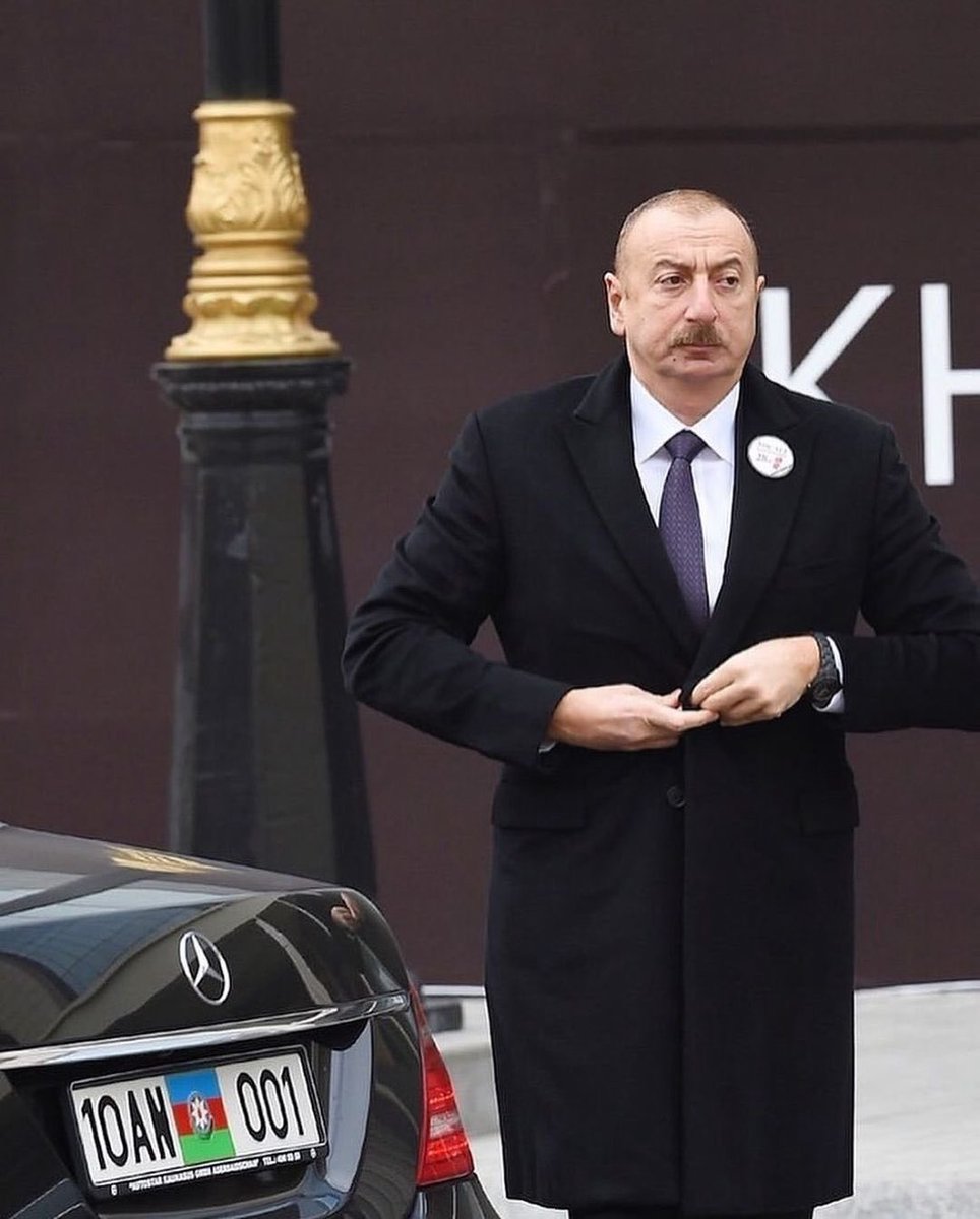 axmdli's tweet photo. Qalib Liderlə İrəli!🇦🇿
@presidentaz 

#İlhamlaİrəli
#QalibXalqınQalibLideri https://t.co/JRDswqvrsF