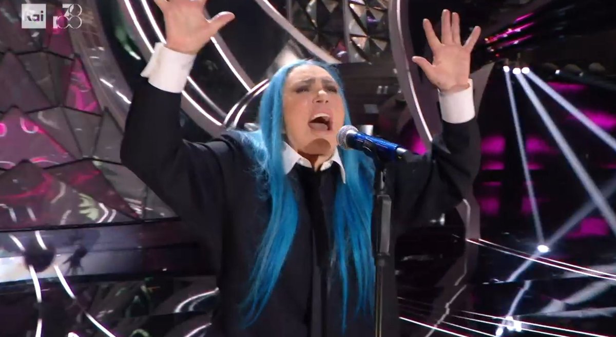 robertapierg's tweet photo. Spirito guida del 2024
#loredanabertè #Sanremo2024 https://t.co/UakYuacglt