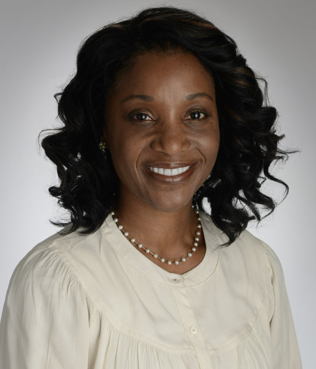 Congratulations to Dr. Diane Mahoney, associate member of <a href="/KUCancerCenter/">KU Cancer Center</a>'s Cancer Prevention and Control research program, who received the appointment of the Beverly Gaines Tipton Endowed Professorship in Oncology Nursing! 

<a href="/KUNursing/">KU School of Nursing</a> #CancerDisparities #Every1HasARole