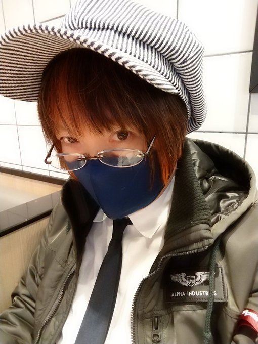 月イチの通院で二子玉。前髪切りすぎたので帽子でごまかす・・・ಠ⁠﹏⁠ಠ。 