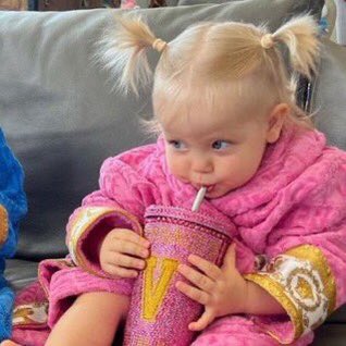 mydayisgrey tweet media