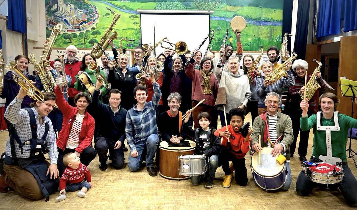 An other great opportunity to share with the community!!! Thank you Horns of Plenty, you sounded awesome! Brass, woodwind and percussion. What a feast!!! And thank you for playing a composition of mine. 👏❤️🎉🙌 🎵 🎶