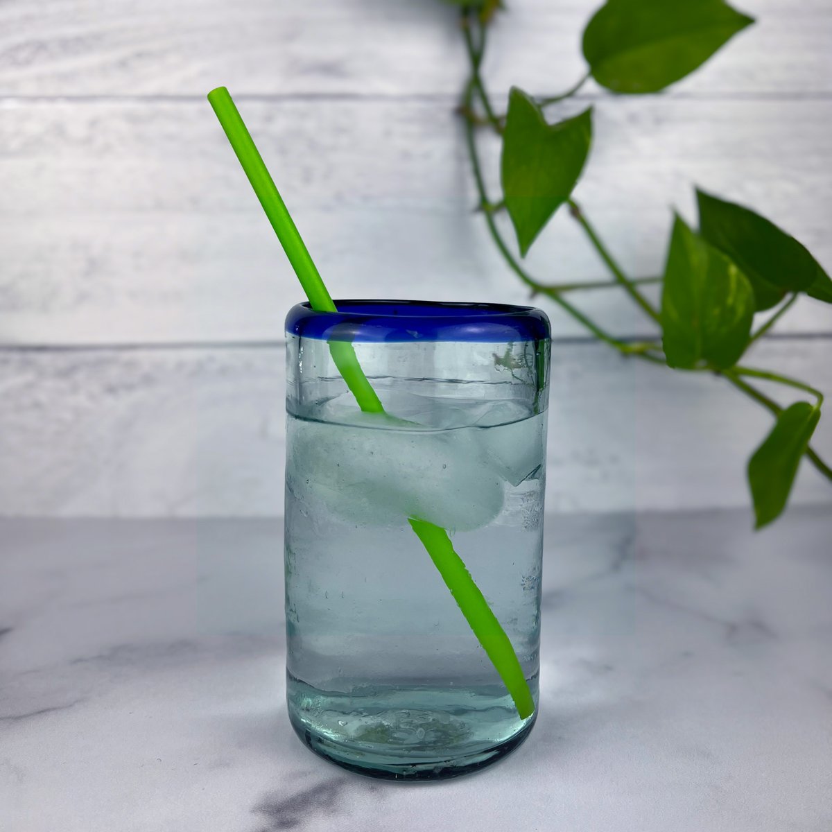 SmileComposts's tweet photo. Sipping responsibly never looked so good...🧃♻️ #consciousconsumption #compostablepackaging #sustainabledevelopment #sustainablebusiness https://t.co/AHMP1Sc1iD