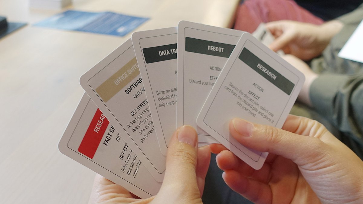 DaLi_Citizens's tweet photo. The DALI online toolkit with games for #DataLiteracy contains Print&amp;Plays available for download in four different languages➡️https://t.co/UpwQc5HWNS https://t.co/SsvMEcT6DY