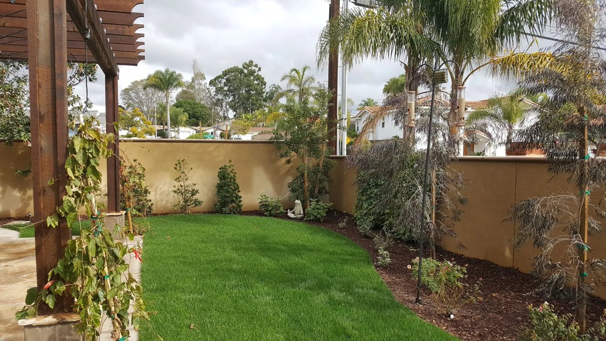 Environmentally Friendly Fertilizers

Learn about them: 1l.ink/N6NSWCF

#BeaudryGardenDesign #LandscapeDesign #Environmentalism #Landscaping #OutdoorLiving #Garden #Barbecue #PatioDesign #CommunityGreen #GardenSanctuary #Sanctuary