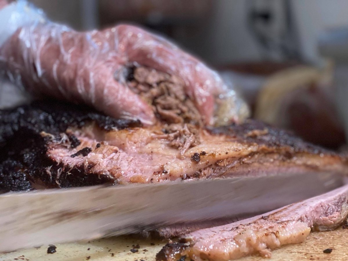 King's Smoked BBQ tweet media