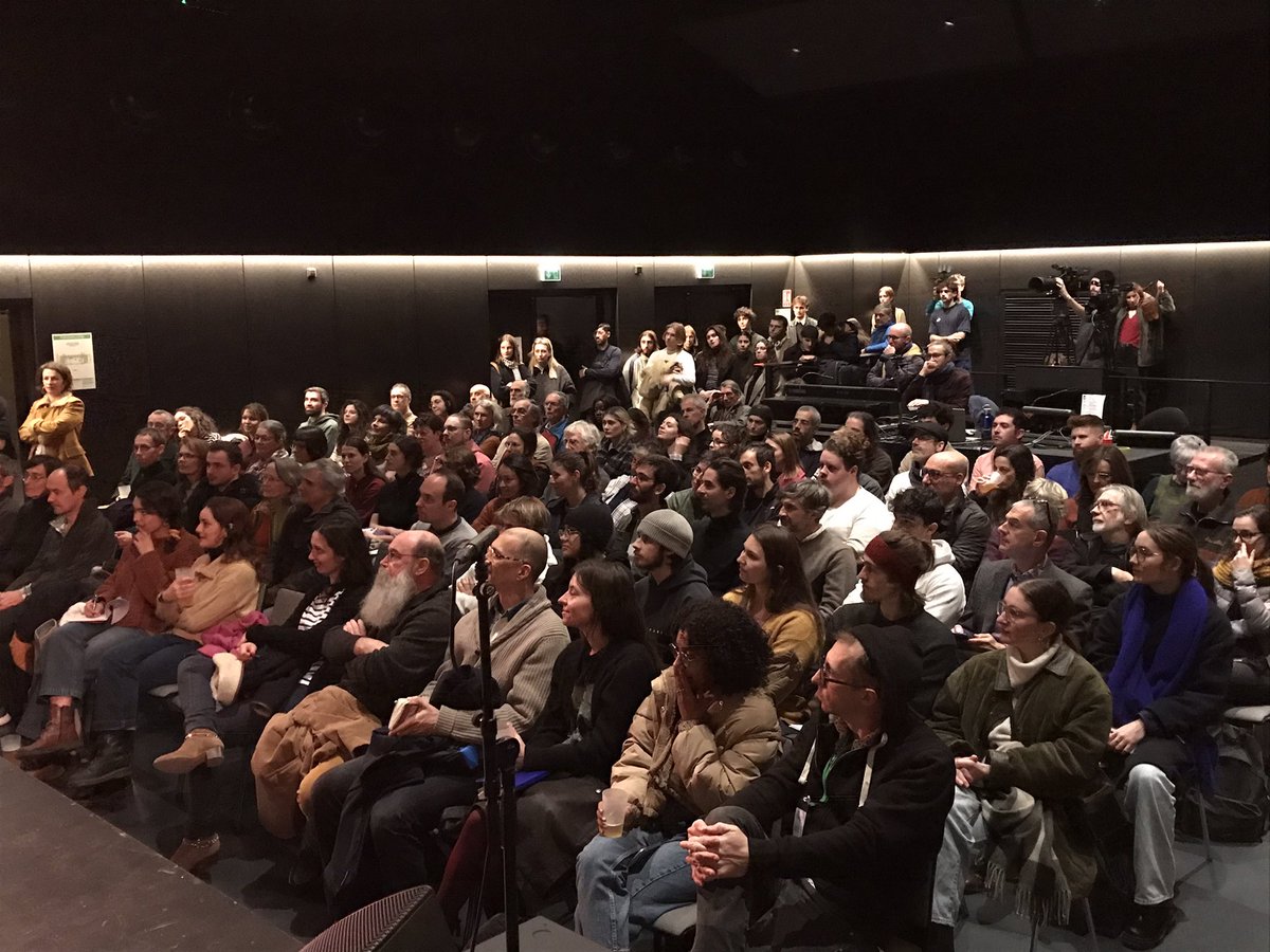 C’est parti pour une grande soirée publique sur la presse locale indépendante à Lyon au @marchegare avec @MediacitesLyon @bastamedia_ @WeReport_eu @unboutdesmedias @CourArriere 
Les 59 propositions des EGPI mises en scène 👇