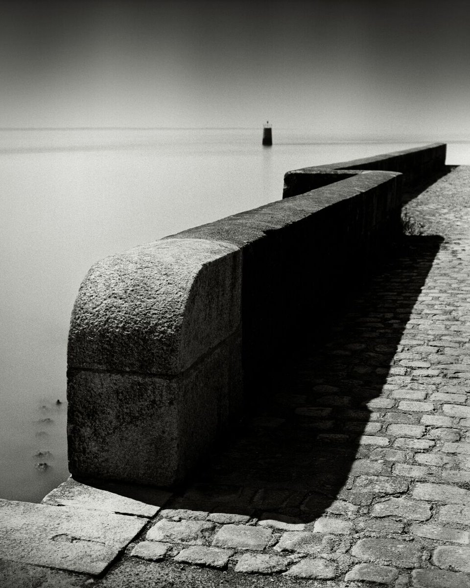 denisolivierart's tweet photo. NEW! Low Wall, Saint-Nazaire, France. August 2020. Ref-11829: Get prints https://t.co/5eo3xvSIGk
#harbour #coastal #dock #stone #hasselblad500cm #photography #blackandwhite #quaidesmarees #trix400 #france #blackandwhitephoto #horizon #coast #xtol #water #kodaktrix #saintnazaire… https://t.co/4UyFBeH5PA
