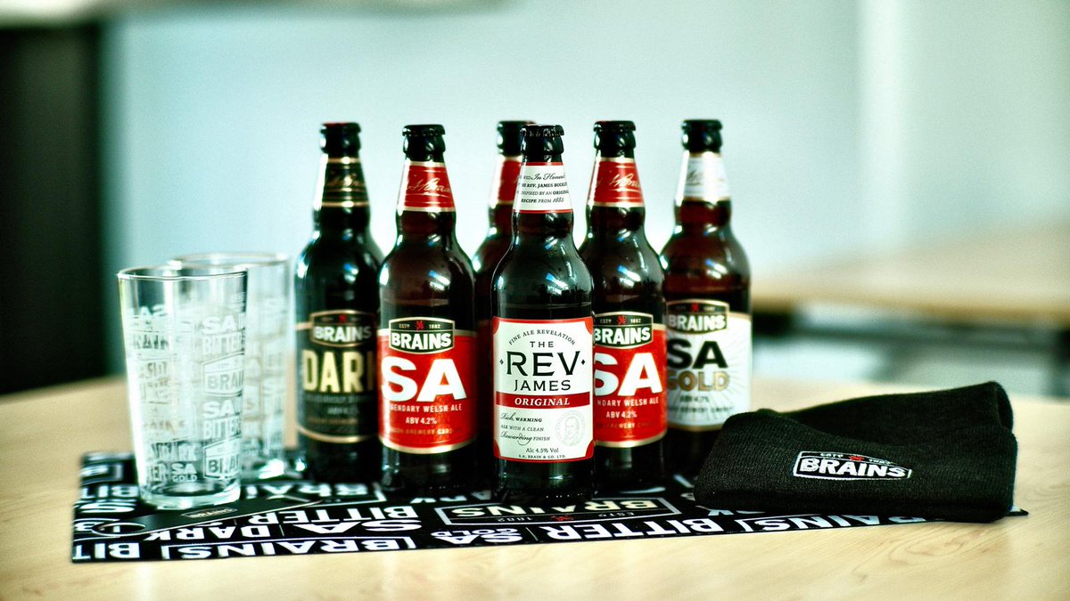 constellationHH's tweet photo. A massive DIOLCH YN FAWR (thank you very much) to @brainsbrewery for kindly providing Brains merchandise to add an authentic Cardiff touch to our #ConstellationStreet set! 

Get your tickets now: https://t.co/1zuisUcuDw
 
#tidy #cracking #Cardiff #Cambridge #theatre #Wales #Cymru https://t.co/eYWdaVevNN