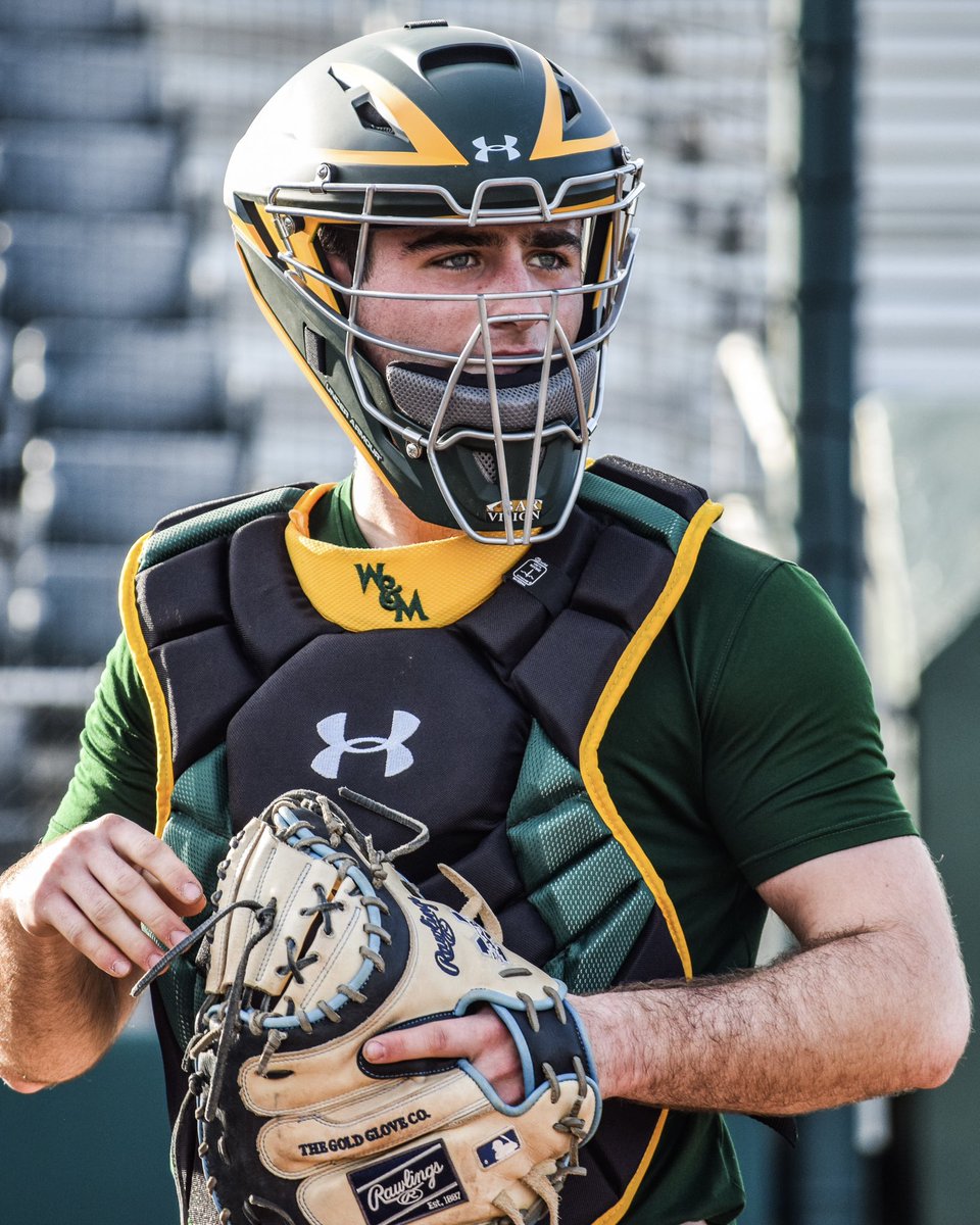 Flashing the <a href="/RawlingsSports/">Rawlings Baseball</a> leather😮‍💨 

#GoTribe | #TeamRawlings