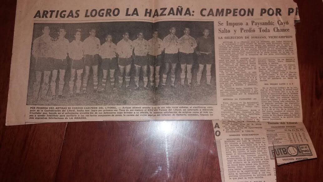 Colo_ender's tweet photo. ‼️ PORQUE  RECORDAR ES VIVIR ‼️

.           6️⃣ DE FEBRERO DE 1️⃣9️⃣6️⃣0️⃣

ARTIGAS CAMPEÓN DEL LITORAL POR PRIMERA VEZ .

@ligadefutboldeartigas 4-0 @ligadefutboldepaysandu 

EL SALUDO Y EL RECUERDO PARA AQUELLOS GLORIOSOS CAMPEONES 🧵 👇 https://t.co/7T8qGxw8tb