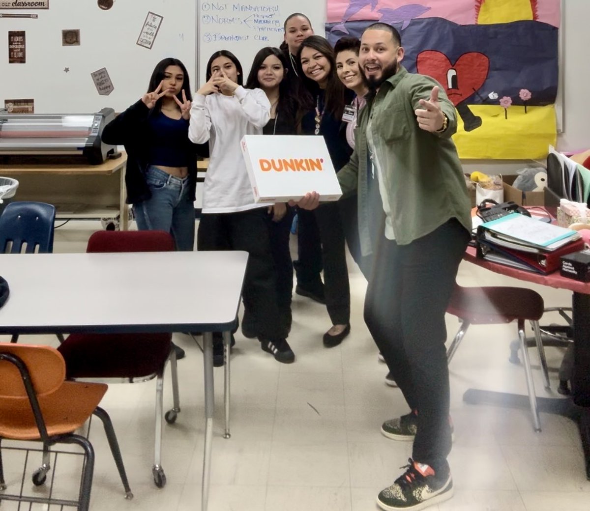 rickramirez915's tweet photo. POWERFUL SEL mentoring session w/our lady CHAMPS at RMS this morning 🥲🙏🏽 Tears, hugs, affirmations &amp; donuts 🍩 to start the day!

CHAMPS SEL Mentoring Breakfast Club creates a safe/brave space for students &amp; adults to be… human 🫶🏽 TY Mrs. Armendariz &amp; Mrs. Grado for all you do! https://t.co/r6zYCKu8ra