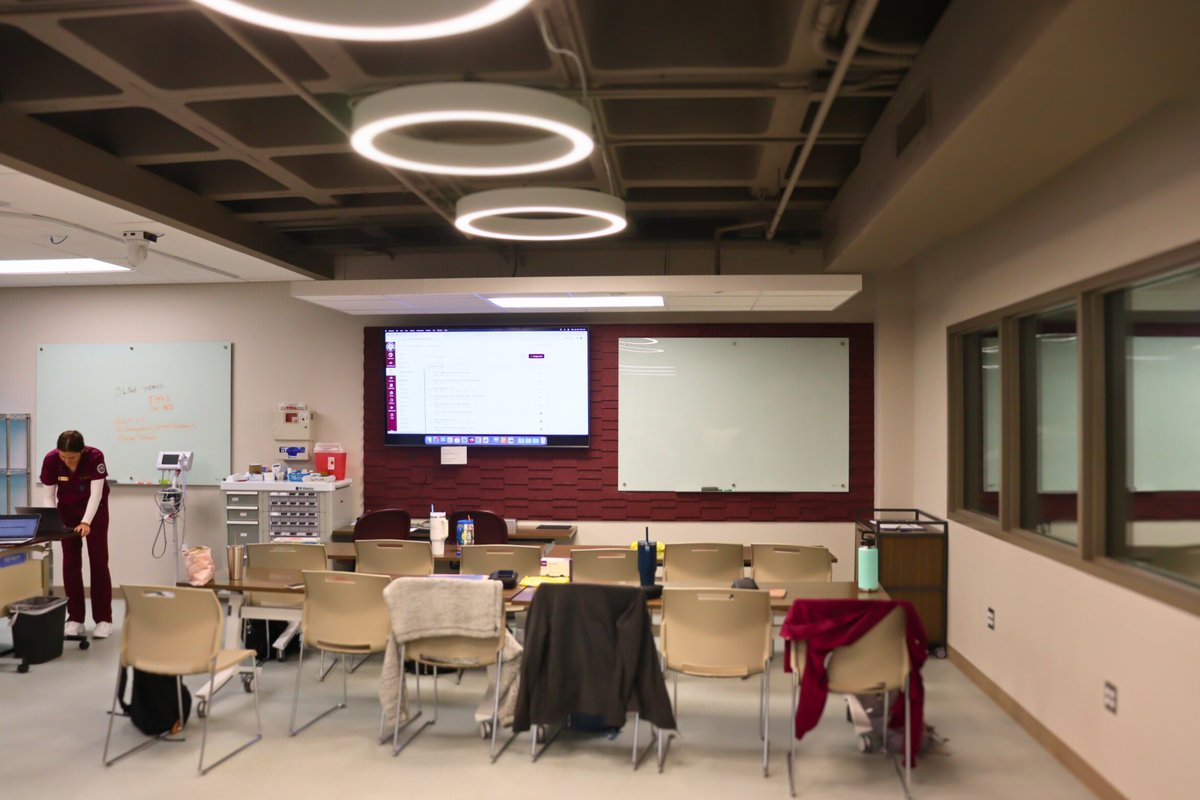FSUFacilities's tweet photo. Take a tour of the newly completed nursing simulation lab and get a sneak peek of the evaluation and discussion space that is currently under construction!
π: Rogers Building
π«: @FSUNursing
#BuildingExcellence #FSU #FSUNursing #FSUCON #NursingLab #NursingEducation https://t.co/wTmXtFUQs0