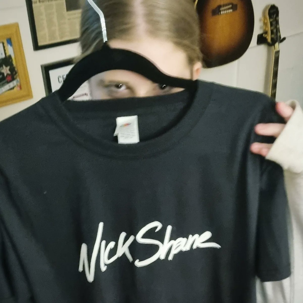 NickFromTheNSA's tweet photo. 10 years later, she still loves band shirts⚡️👨👦
Send £10, leave name, address and size
🤝 https://t.co/erm8vDssXq
#dad #daughter #anewdecade #thebeatles #thestoneroses #nickshane #bandtee https://t.co/a77LIWlGA5