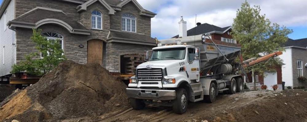 La vaste réforme de l’industrie de la construction du gouvernement Legault lèvera des barrières entre les métiers et les régions.

Détails: acqc.ca/fr/actualite/r…