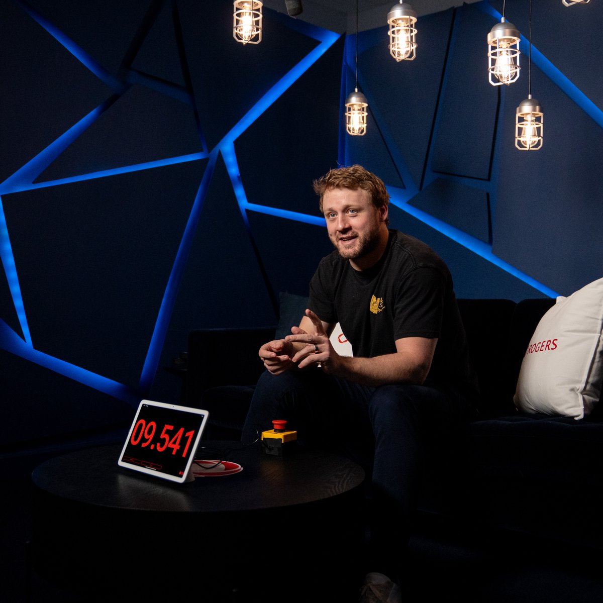 MapleLeafs's tweet photo. We Rielly hope you enjoy the first episode of Blue Room 🔵☺️ @Rogers