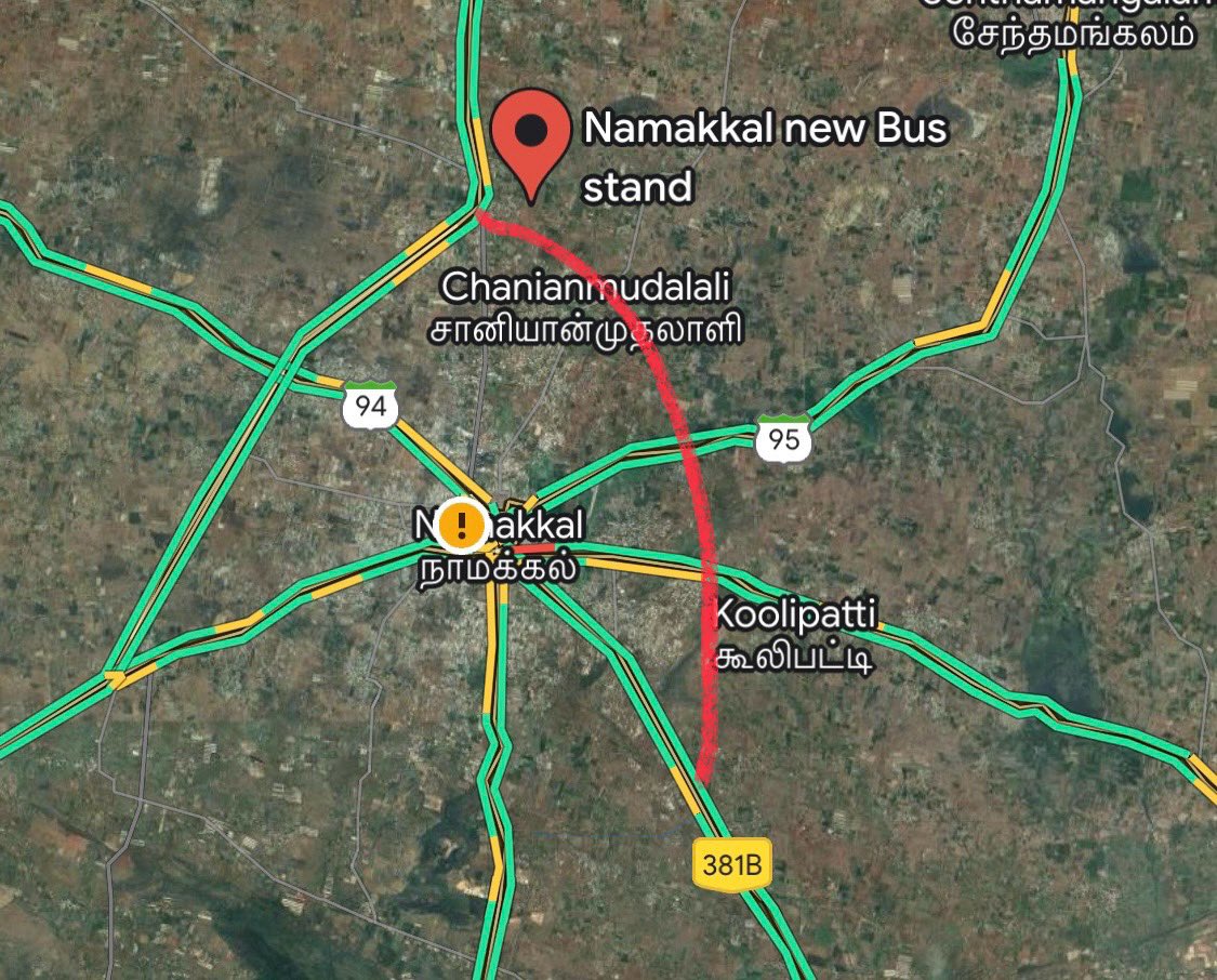Trichiites's tweet photo. The four-lane conversion of Musiri - Namakkal National Highway #NH381B is going fast and looking massively!
#Trichy #Namakkal #Salem #Bangalore via the Salem Hub. https://t.co/KKFqwR5z2d