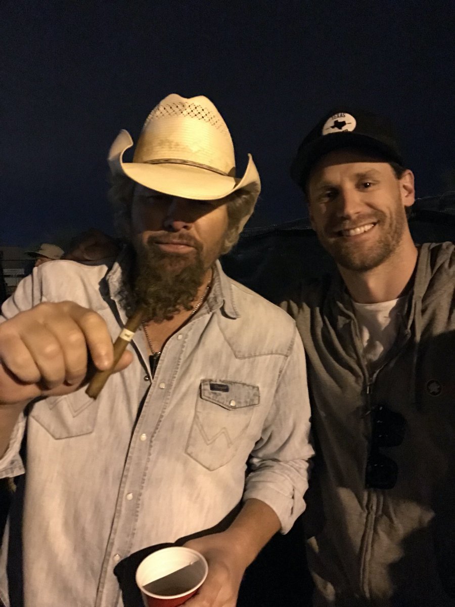 ChaseRiceMusic's tweet photo. Young me learning from the legend. RIP Toby, we all shoulda been Cowboys. https://t.co/MklIpuETS7
