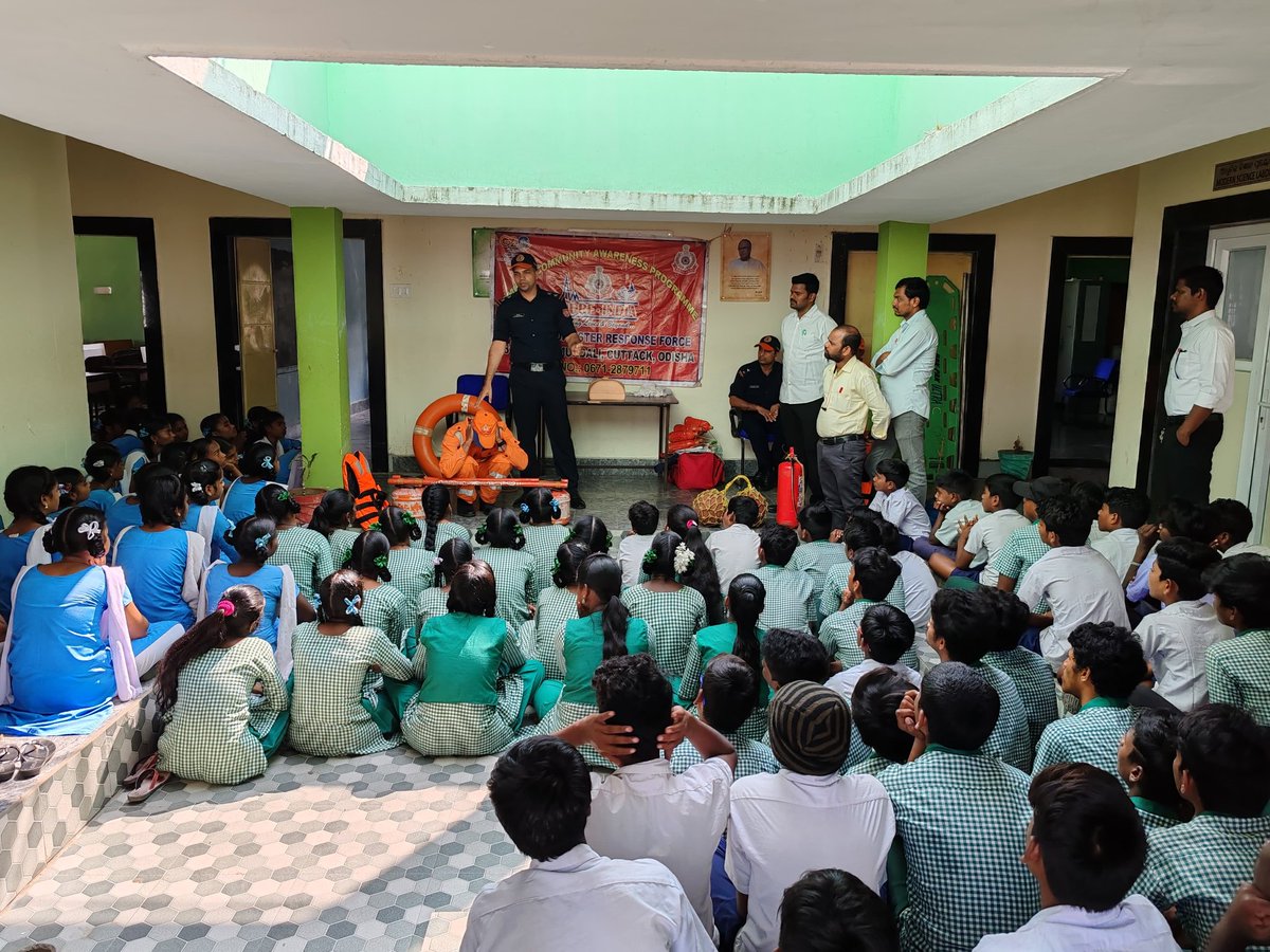 DeocGanjam1's tweet image. On 06.02.2024 #FAMEX &amp;amp; #CommunityAwarenessProgramme conducted at UGHS #PatiSunapur, Chikiti Block by @03BN_NDRF.