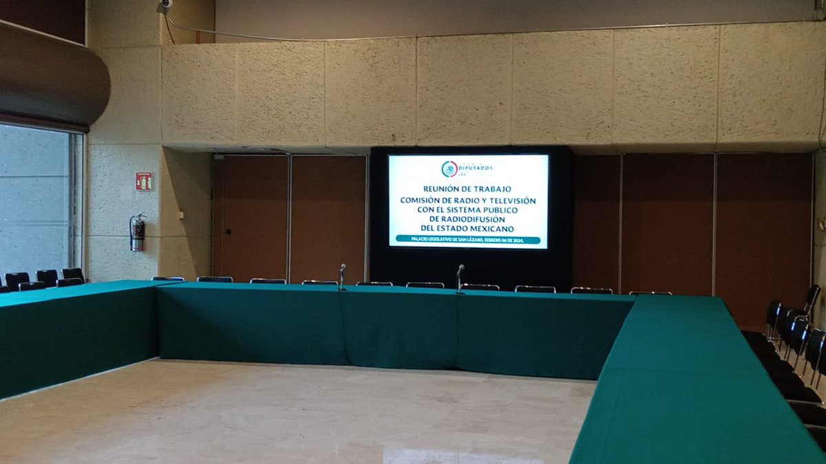 LuisMendozaBJ's tweet photo. El presidente del @SPRMexico ignoró la invitación que le enviamos desde la @Com_Radio_TV para sostener una reunión de trabajo programada para este 6 de febrero.

Lo que deja manifiesto @jenarovillamil al no responder a la invitación que se le hace desde esta soberanía, es que no hay disposición de defender el trabajo realizado al frente del SPR que justifique que se mantenga en el cargo. 

👉🏼 https://t.co/jnEao5oKWG