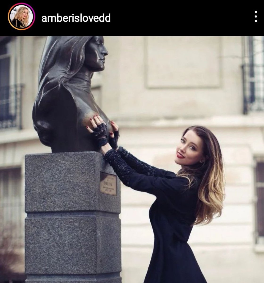 VancouverCaGirl's tweet image. #CharlotteProudman is #AmberHeardIsAnAbuser BFF, check out #AmberHeardIsFinished photo